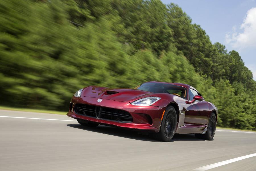  Dodge Viper GTC 2015 года  (фото 4 из 14)